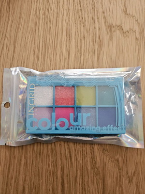 Ingrid eyeshadow palette new with 8 shades