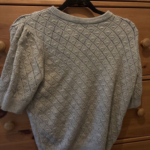 Top size S grey like new