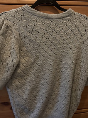 Top size S grey like new