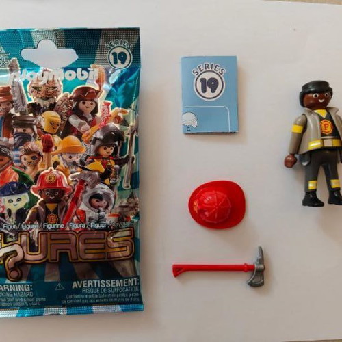 Playmobil 70565 Series 19 Firefighter new