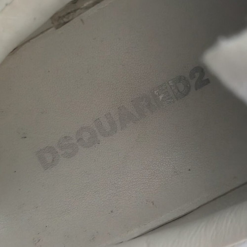 Dsquared2 women's sneakers like new, white with colorful patch, size 38
