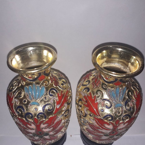 Cloisonné vase set used with carved wooden bases
