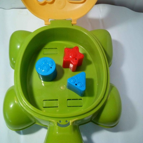 Interactive turtle toy Fisher Price used with shapes
