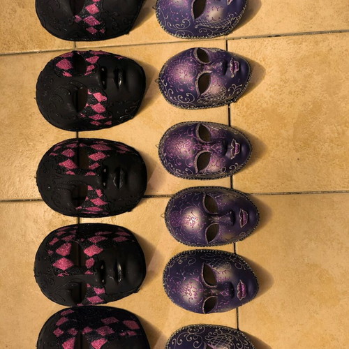 Decorative carnival masks like new, set of 11 with witch hat