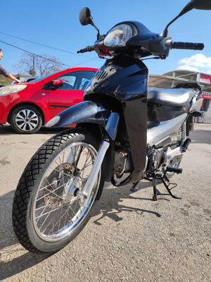 Honda Innova 125 moped like new, 17000 km, black-silver