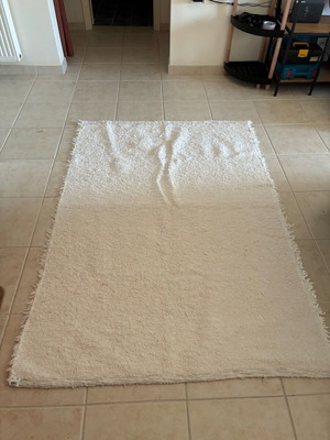 White rug like new 1.70 x 1.20
