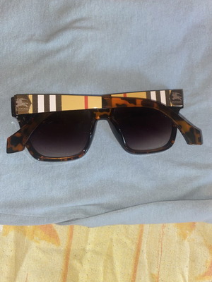 Burberry women's sunglasses