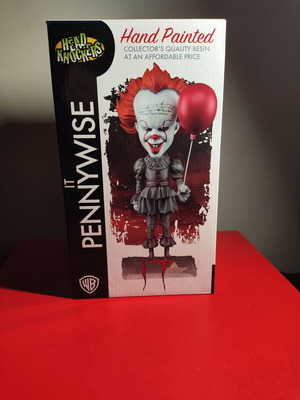 IT Pennywise 2017 Head Knocker Bobble Head запечатан