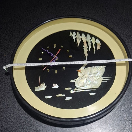 Chinese wall clock 30cm vintage, like new, mother of pearl design