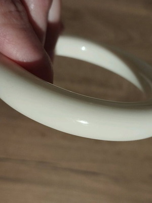 Bracelet like new, beige