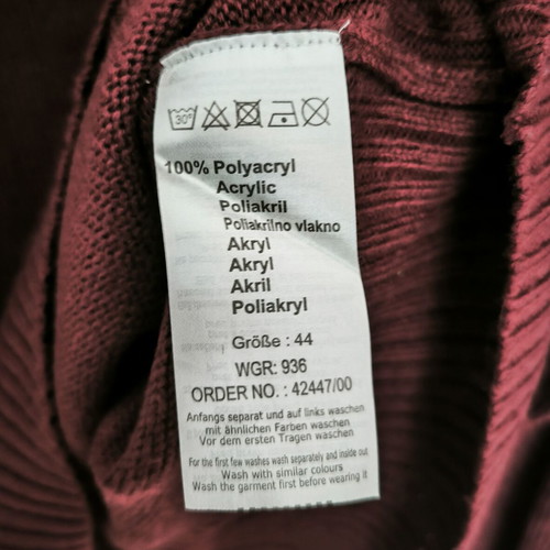 Women's knitted sweater dress burgundy size 44 like new
