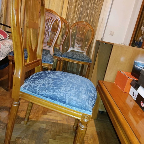 Chairs used, set of 4, in good condition