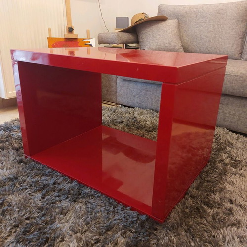 Composition with versatile bookshelf and table like new