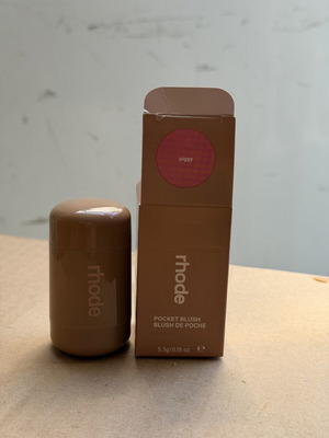 Rhode Pocket Blush Piggy new unused