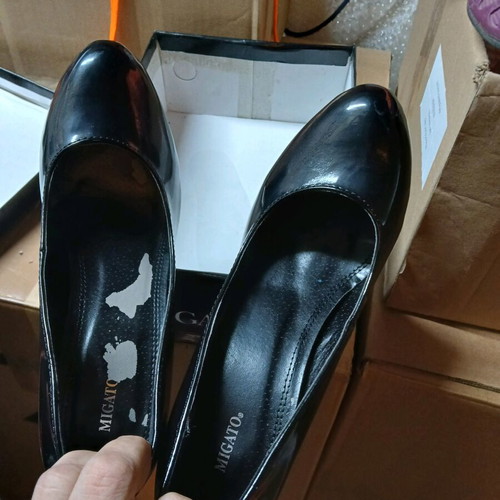 Migato pumps size 40 like new, black