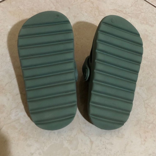 Liewood kids slippers like new, size 25