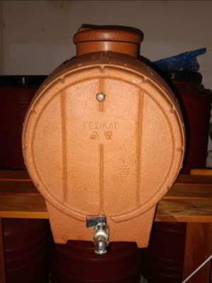 Wine barrel 30 liters used in excellent condition