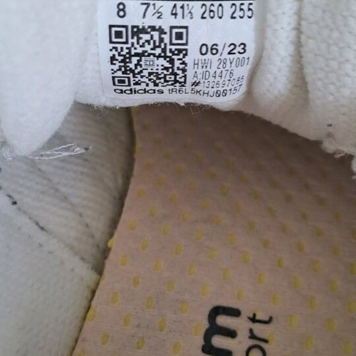 Adidas Cloud Foam Comfort Sneakers Off-White Size 41 1/3 Like New