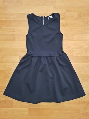 Black dress H&M like new, sizes XS and S