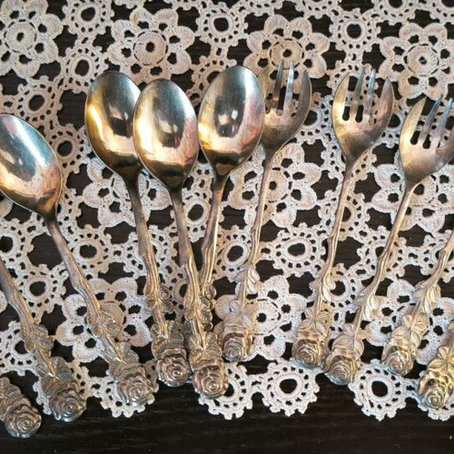 Silver-plated Phoenix dessert set 12pcs like new, 1960s rose design