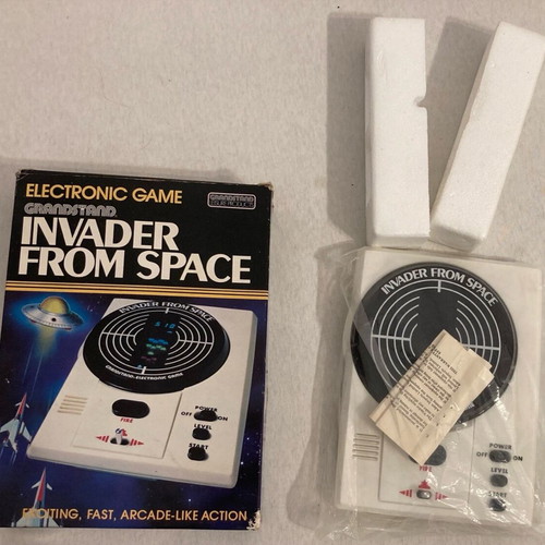 Grandstand 18616 Invader from Space 1980 σαν καινούργιο