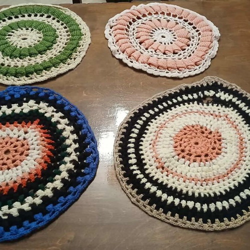 Handmade knitted covers for stool or chair like new, set of 3