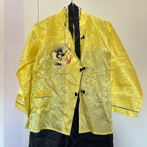 Silk pajama with dragon and belt used, yellow