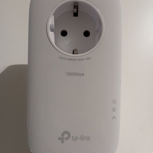 TP-Link powerline adapter TL-PA8010P used, broken