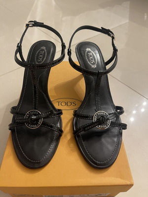 Tod’s sandal