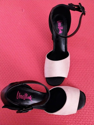 Vera Blum women's sandals used, size 38, thick heel