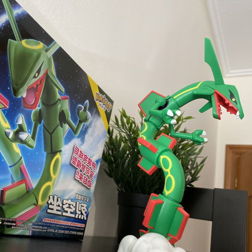 Pokemon Rayquaza Bandai figure new, Emerald legendary