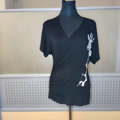 BSB long blouse used, black with sequin giraffe detail
