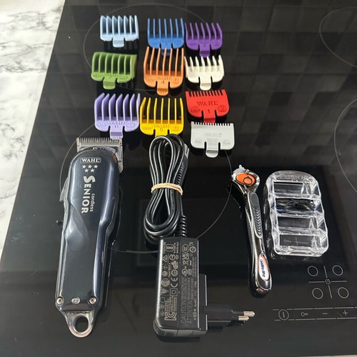 Wall hair clipper with accessories and leather case, new