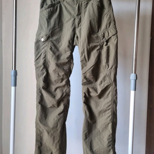 Haglöfs cargo pants size S like new, green, unisex