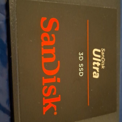 SanDisk Ultra 3D SSD 500GB like new