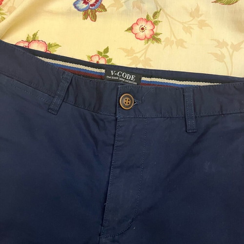 Men's pants and shorts pack like new, 3 pieces
