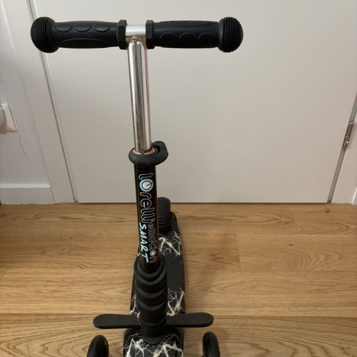 2-in-1 children's scooter