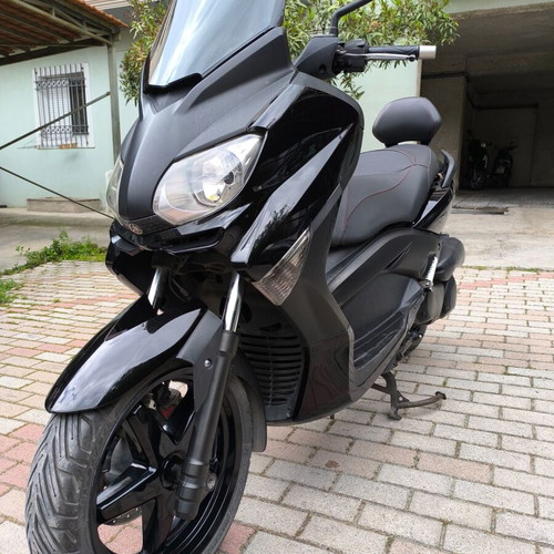 Yamaha XMAX 250 μεταχειρισμένο 2011, μαύρο σκούτερ, 79.400 χλμ
