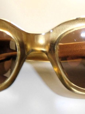 Donna Karan DKNY 7906S sunglasses with bronze plastic frame, like new