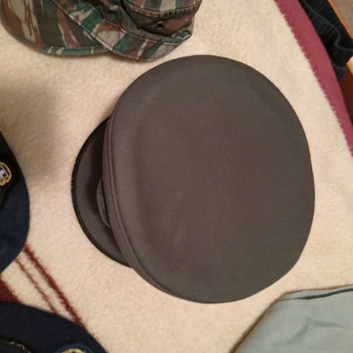 Military hats used, pilikio, berets, jockey caps and gloves