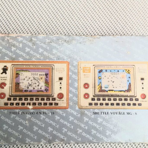 Nintendo Retro Electronic Game 1983 Like New