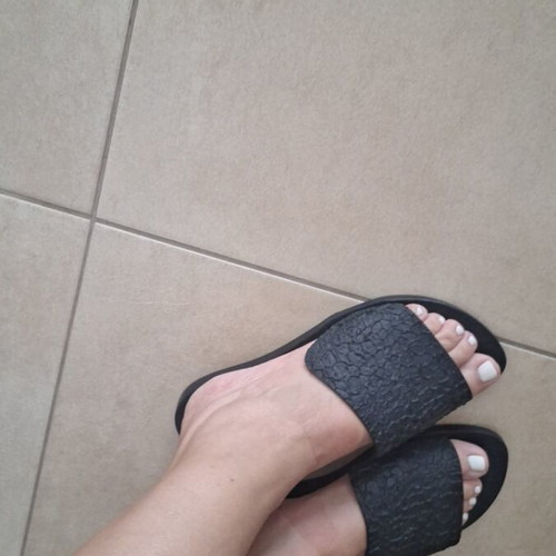 Ipanema black flip flops like new size 38