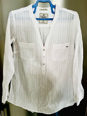 White striped Timeout blouse size M like new, 100% cotton