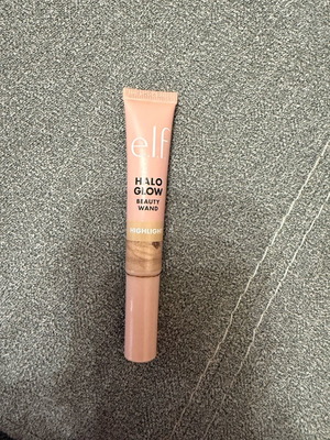 Elf Halo Glow Highlighter like new