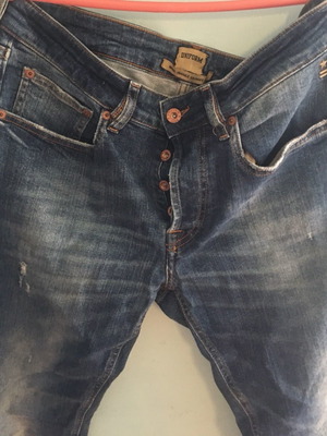 Uniform skinny Jean size 33