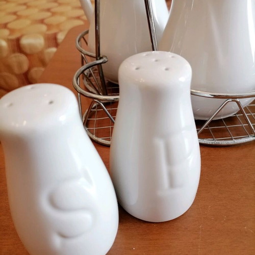 Vintage vinegar oil salt pepper set new no labels