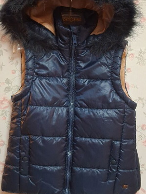 Tiffosi sleeveless vest with fur hood, blue, size 5-6 years