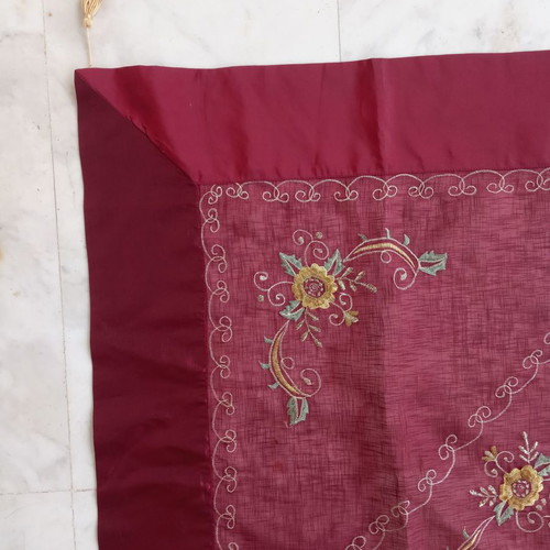 Satin tablecloth new, 130x130, Indian design