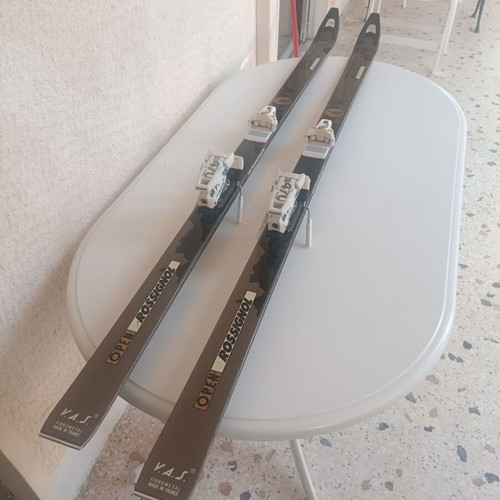 Open Rossignol XP11 V. A. S. Fibrometal ski used with Tyrolia 470 bindings and Kerma countach poles