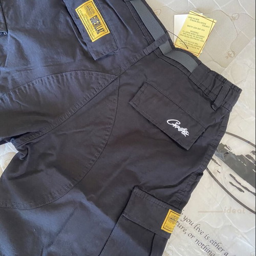 Corteiz cargo shorts, black and white, streetwear style